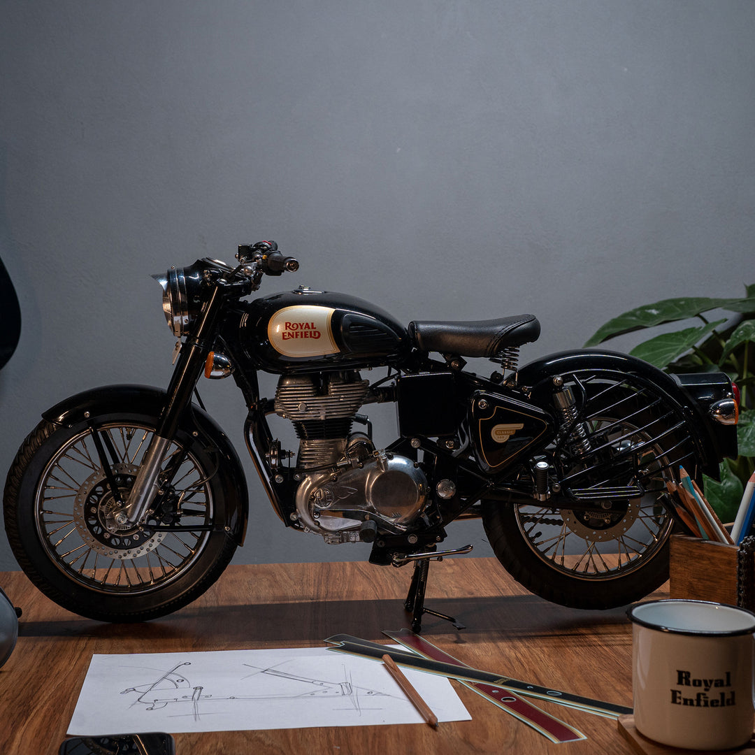 Model: 1:3 Scale Royal Enfield Classic Motorcycle in Classic Jet Black