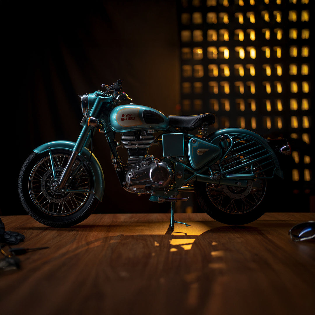 Model: 1:3 Scale Royal Enfield Classic Motorcycle in Classic Teal