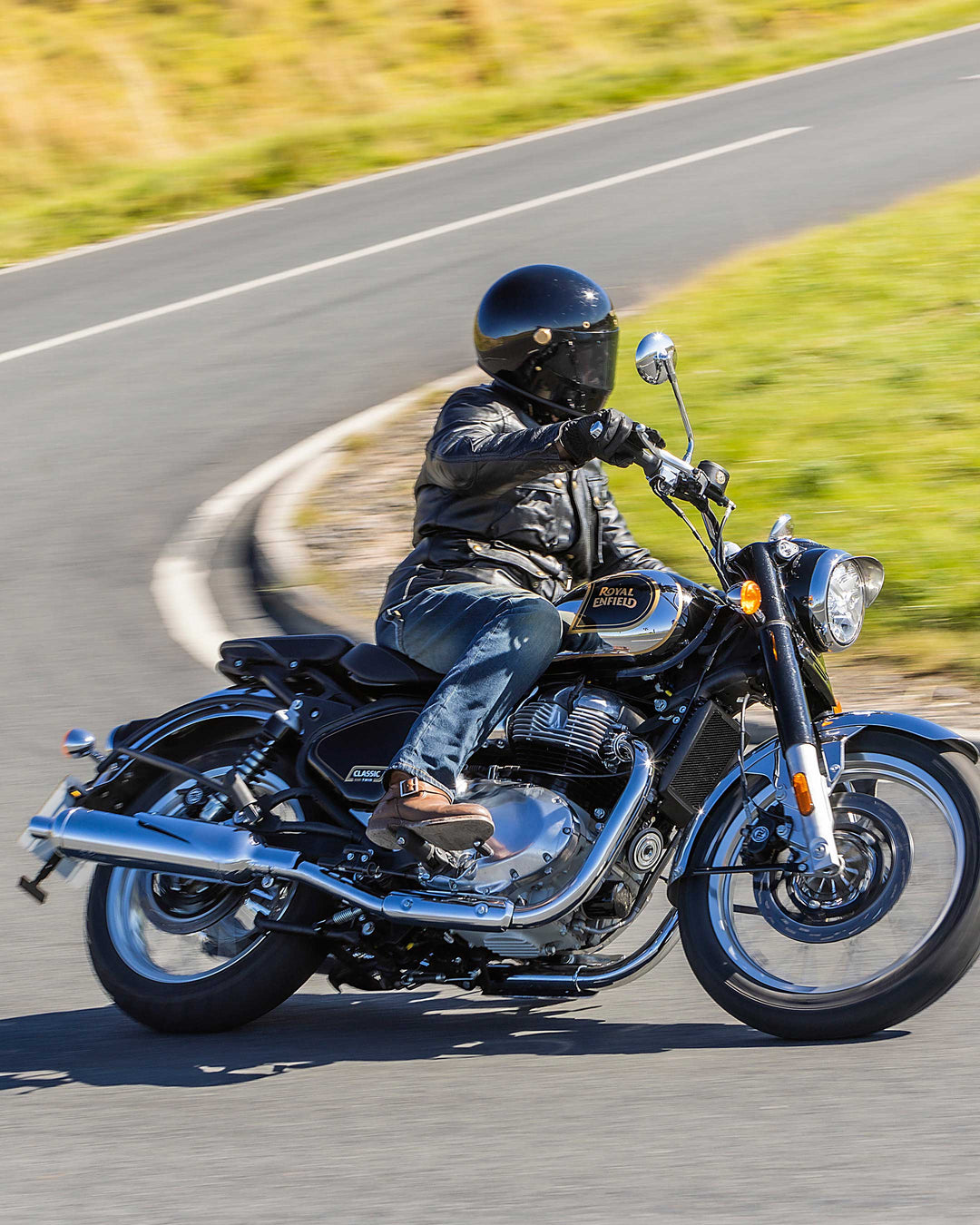 Classic 650 vs. Honda Rebel 500: Which Cruiser Wins?