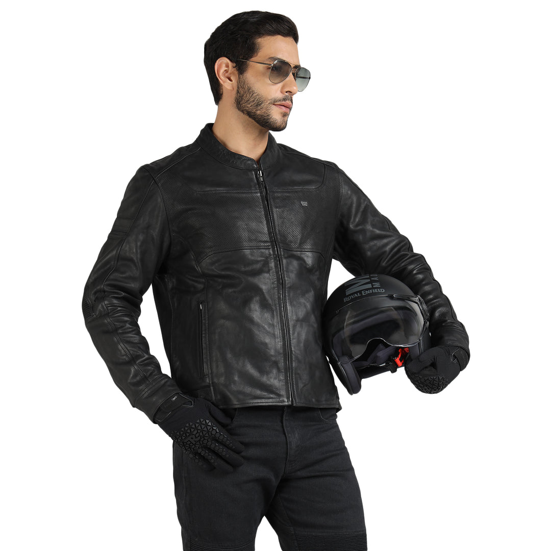 Jacket: Classic Leather Jacket (Black)