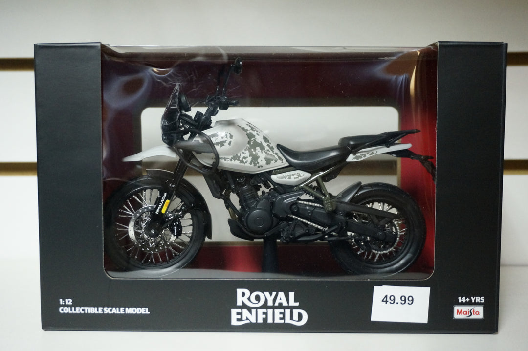 Royal Enfield Himalayan 450 1:12 Model (Kamet White) DSC1058