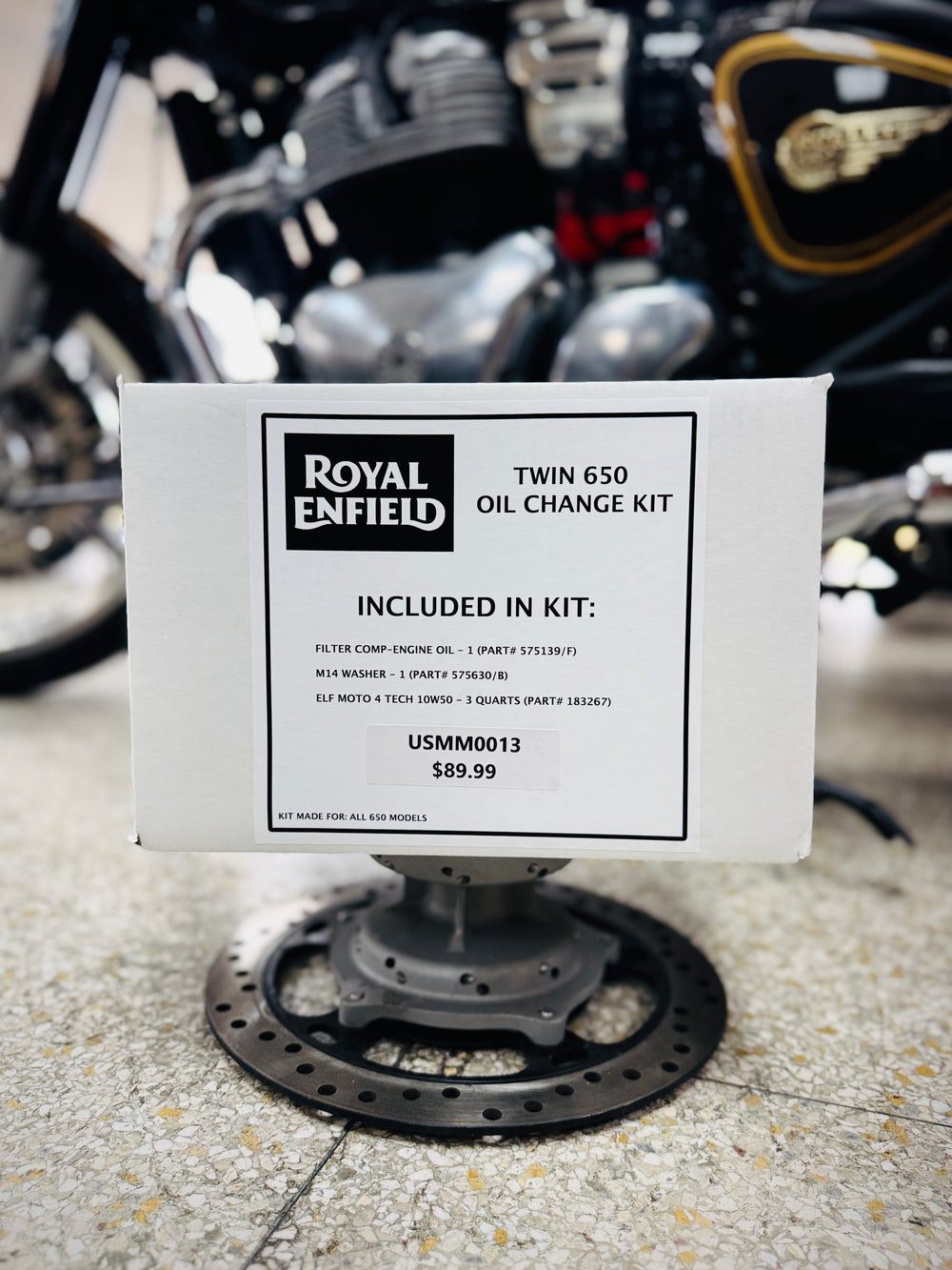 Included within Royal Enfield Twin 650 oil change kit USMM00013