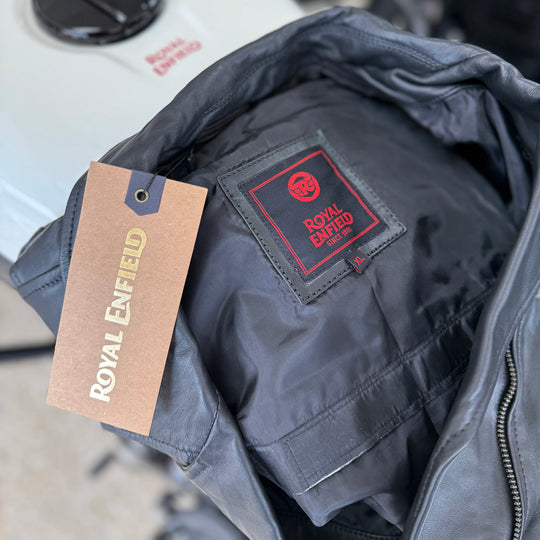 Jacket: Women's Leather Jacket (black)